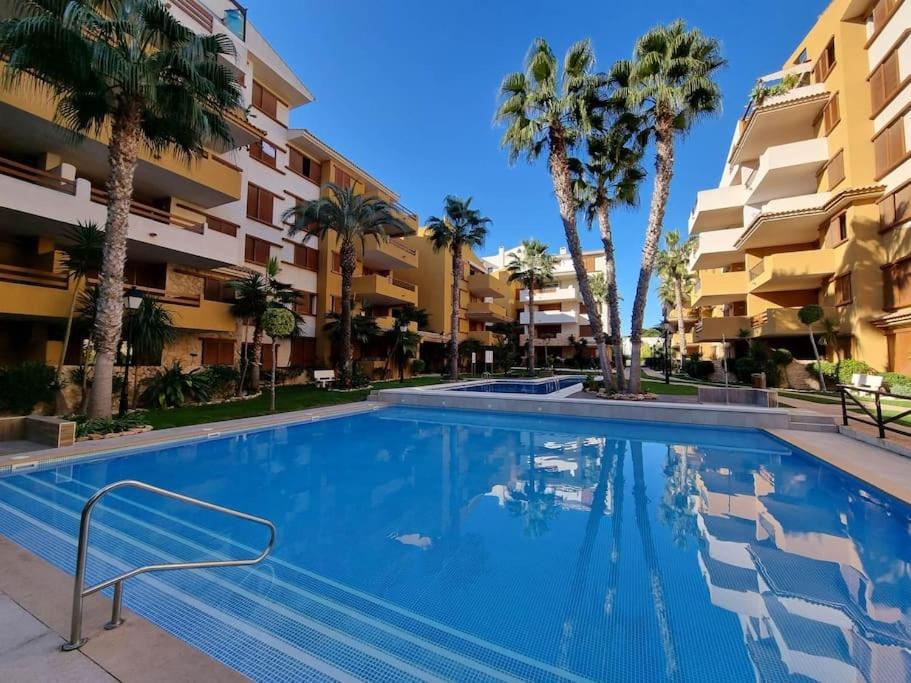 Olivia Sunny 2 Bedroom Apartament Punta Prima Торрев'єха Екстер'єр фото