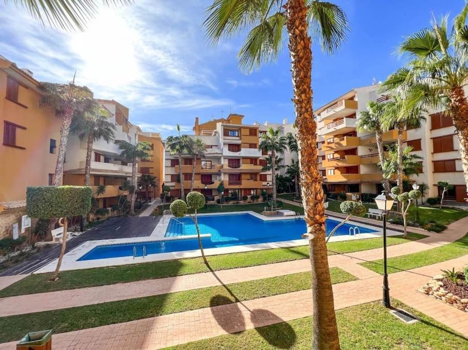 Olivia Sunny 2 Bedroom Apartament Punta Prima Торрев'єха Екстер'єр фото